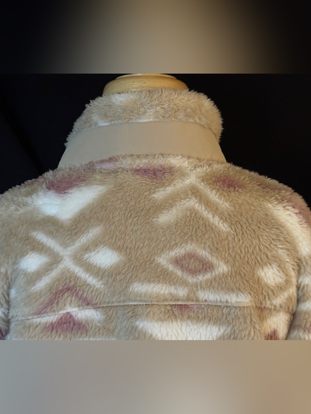 Gerry Women’s Cozy Sherpa Fleece Jacket Beige Tribal Print Full Zip Size Large - Picture 5 of 12